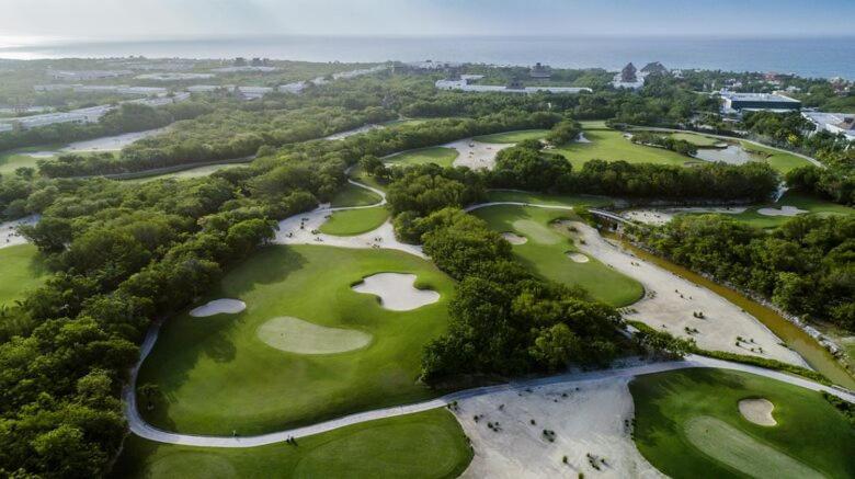 新巴利亚塔 Grand Luxxe With Free Golf酒店 外观 照片