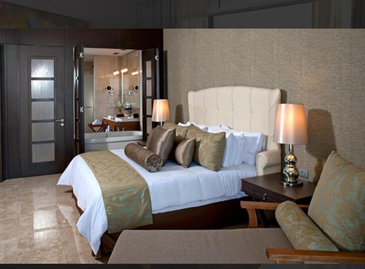 新巴利亚塔 Grand Luxxe With Free Golf酒店 外观 照片