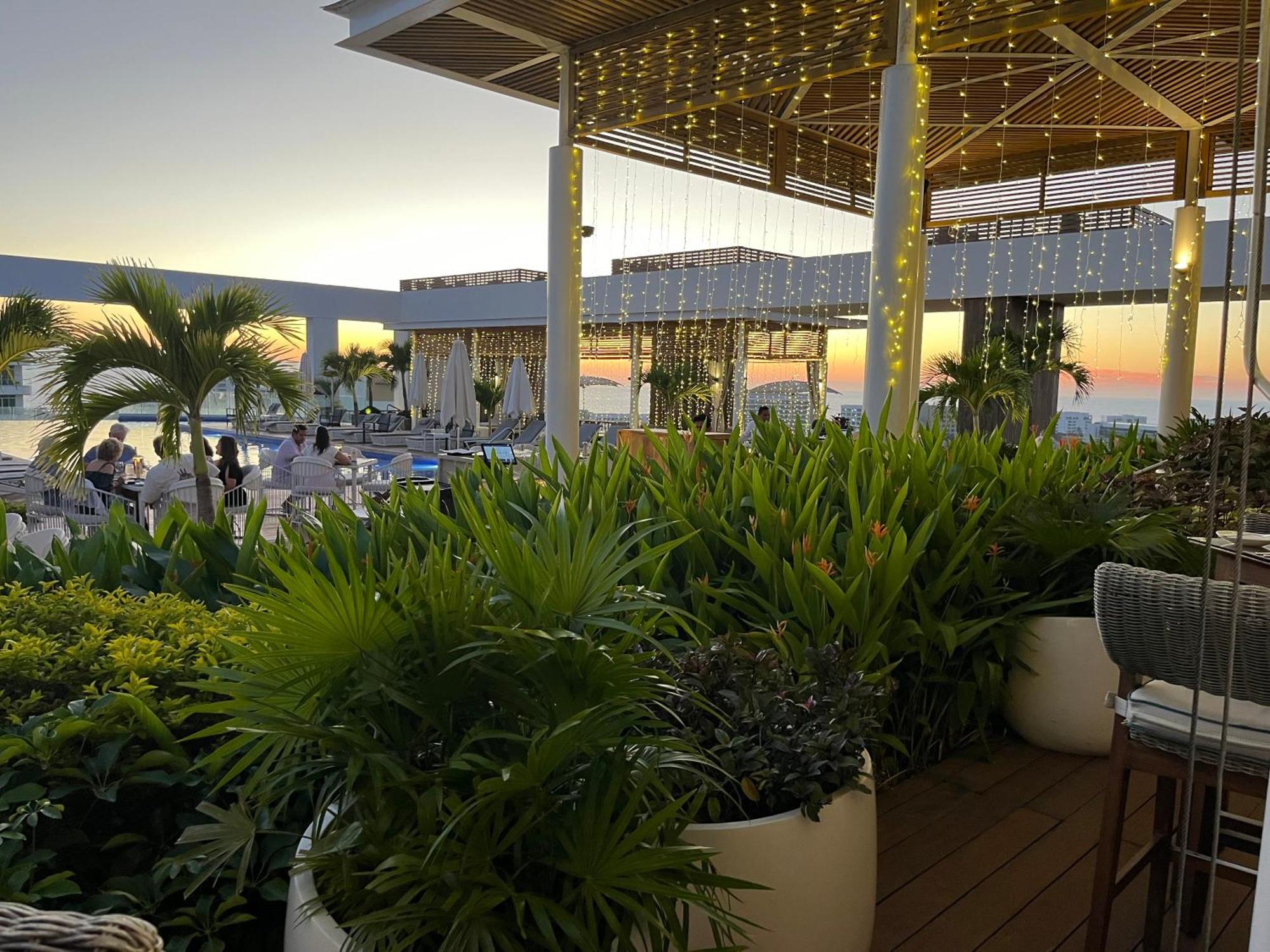 新巴利亚塔 Grand Luxxe With Free Golf酒店 外观 照片