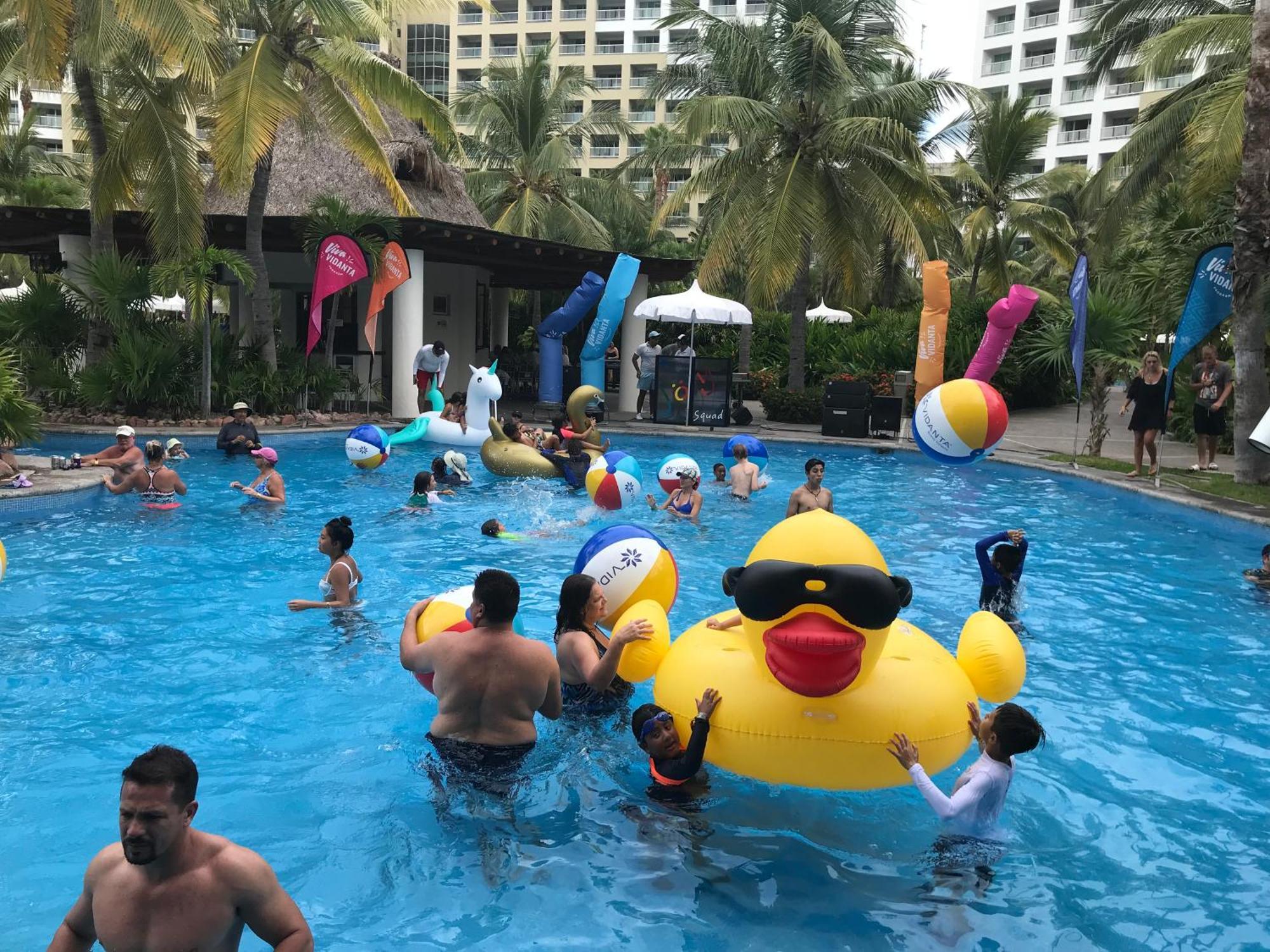 新巴利亚塔 Grand Luxxe With Free Golf酒店 外观 照片