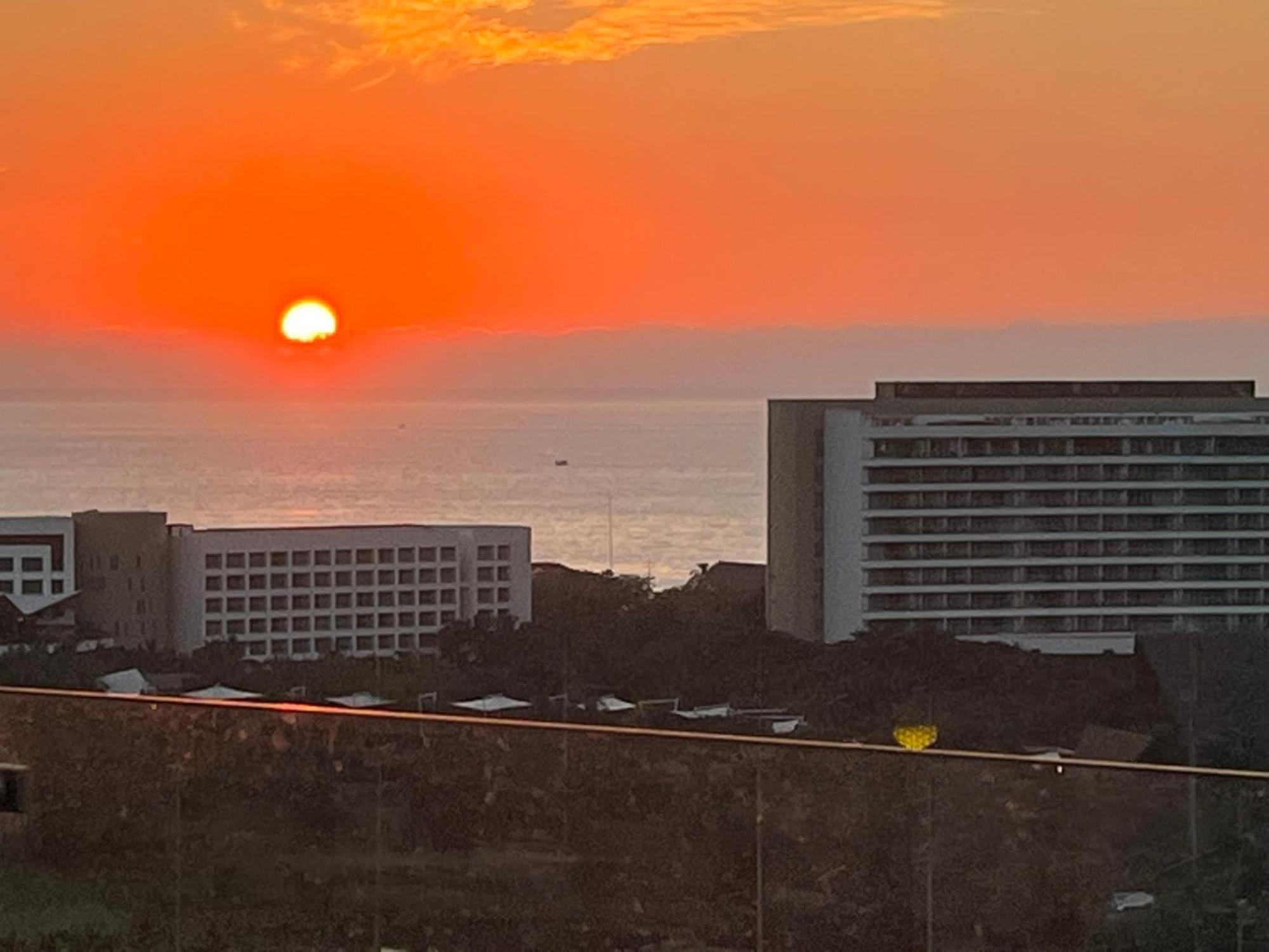 新巴利亚塔 Grand Luxxe With Free Golf酒店 外观 照片